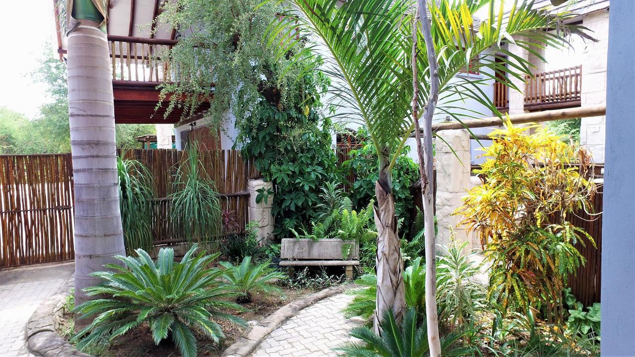 Beyond The Boma Boutique Guesthouse Marloth Park Eksteriør bilde