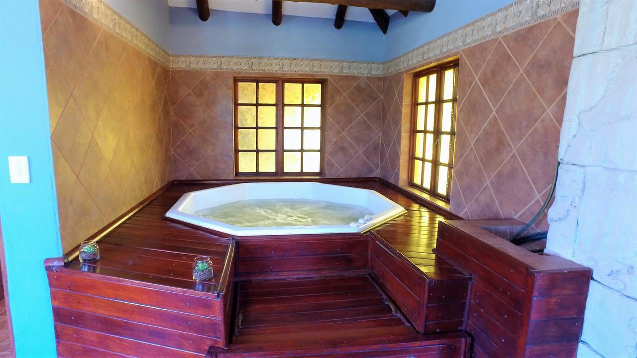 Beyond The Boma Boutique Guesthouse Marloth Park Eksteriør bilde